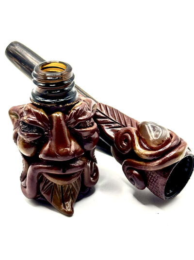 kuripe-totemic-head-with-reservoir