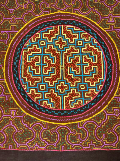 shipibo-konibo-alpaca-shawl-detailed-hand-embroided-peru-dim-65x160cm(2) shipibo-konibo-alpaca-shawl-detailed-hand-embroided-peru