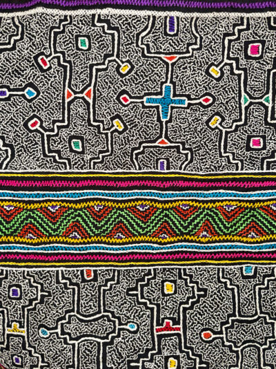 shipibo-konibo-hand-embroided-kene-cerimonial-art-peru-dim-65x140cm(3) shipibo-konibo-hand-embroided-kene-cerimonial-art-peru