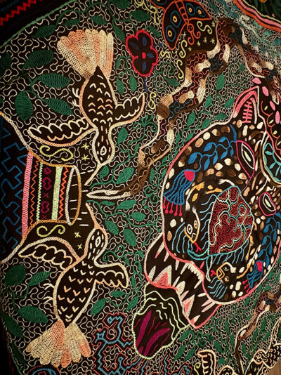 shipibo-konibo-panther-and-boas-snakes-black-textil-hand-embroided-cotton-ceremonial-art-peru
