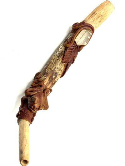 tepi-kambo-frog-and-crystal